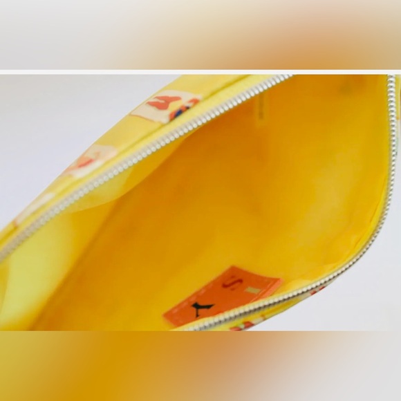 NWOT Ipsy Yellow Summer Beach Girls Zippered Makeup Clutch - Picture 4 of 7